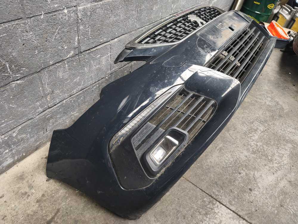 PARE CHOC AVANT PEUGEOT - Vue 2